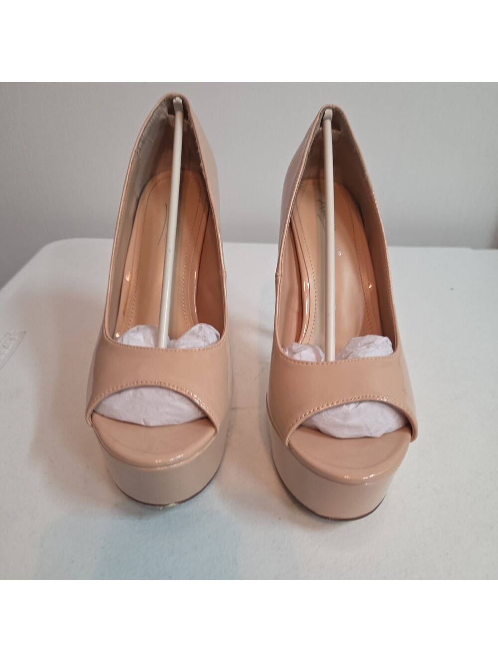 women's Anne Michelle nude patent leather peep-toe platform heels size 8